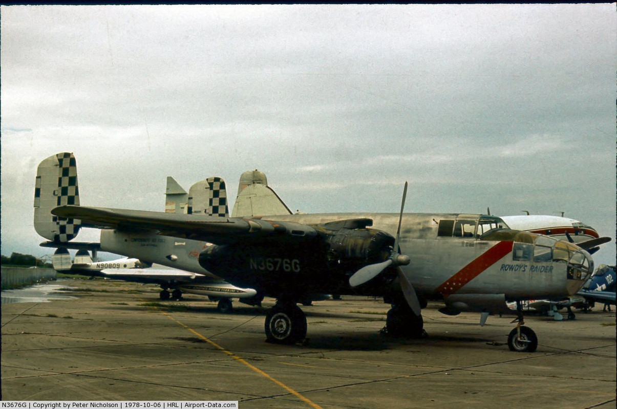 North American B-25J-20NC. Nº de Serie 108-33110. N3676G, 35103. Conservado en el USAF History and Traditions Museum en Lackland AFB, Texas